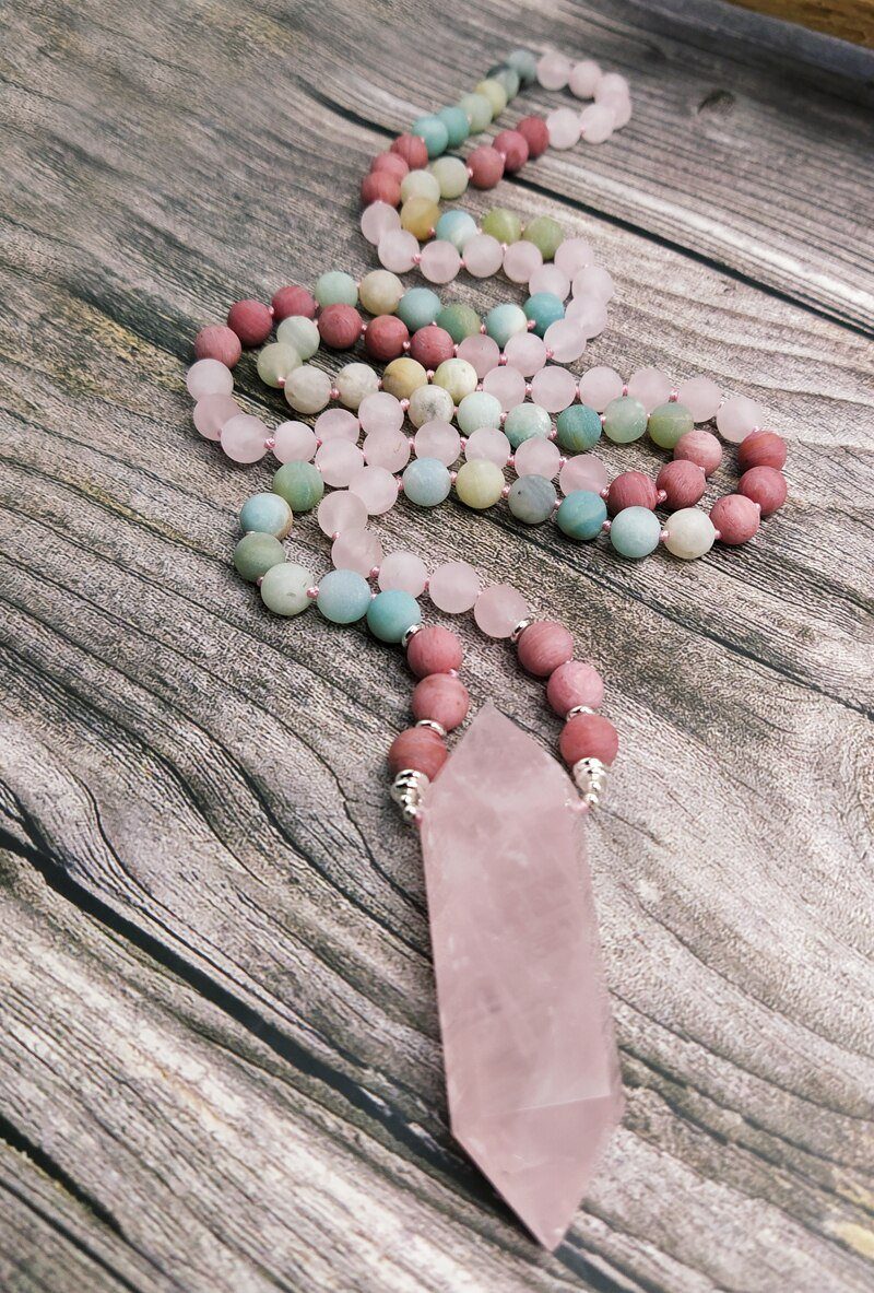 Colar Mala Quartzo "Blush Delicado"