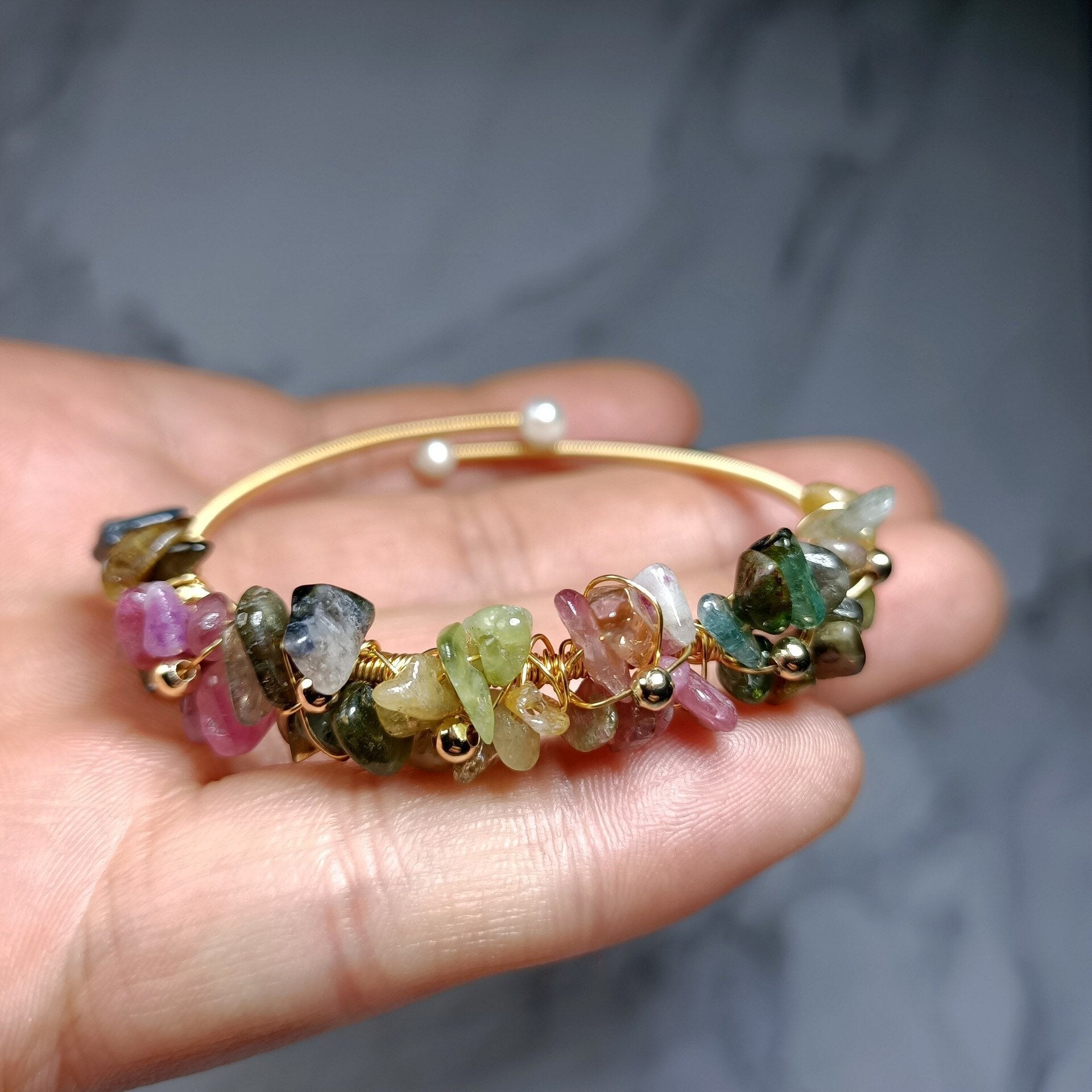 Pulseira Poderosa De Punho Dourado De Turmalina E Contas De Pérolas