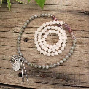 Colar Om Divino De Contas Com Jade, Ametista E Labradorite